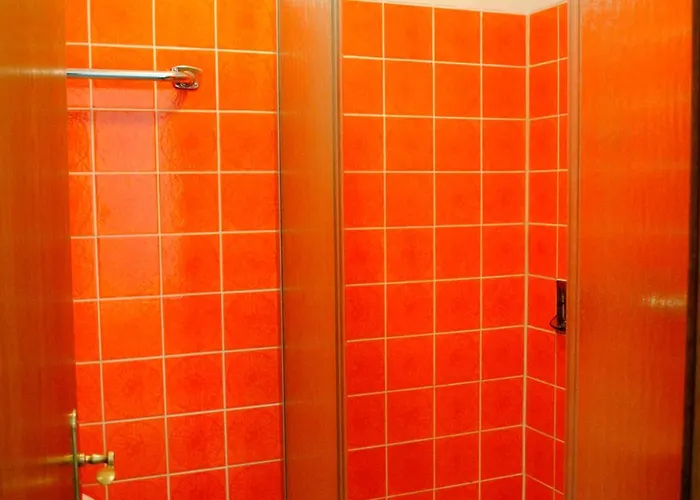 & Cafe Goeller 罗滕堡