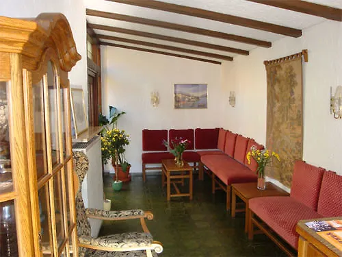 酒店 & Cafe Goeller 2*