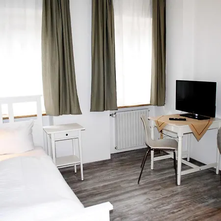 Готель Hocher 3*