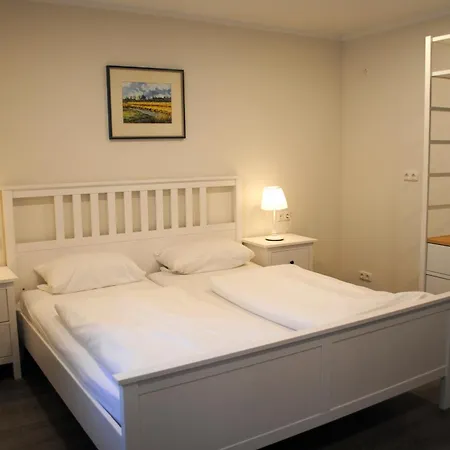 Otel & Cafe Goeller 2*