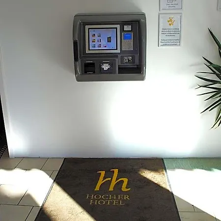 & Cafe Goeller فندق روتنبورغ أوب در تاوبر
