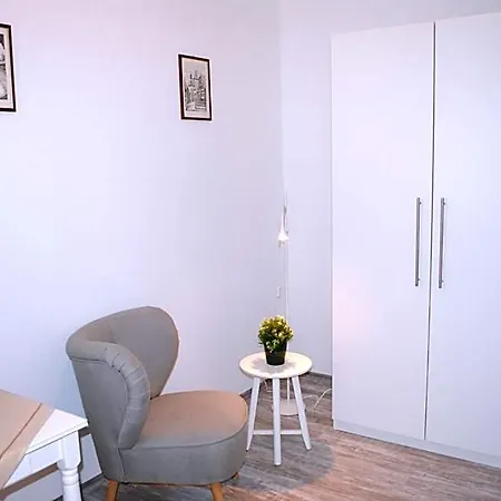 & Cafe Goeller روتنبورغ أوب در تاوبر
