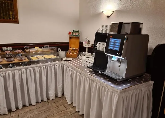 & Cafe Goeller Hotel Rothenburg ob der Tauber